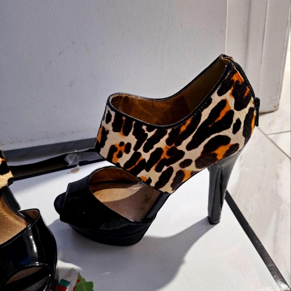 Peep your leopard heels